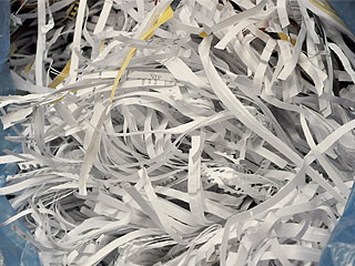 A reciclagem de papel é uma das medidas do Plano de Logística Sustentável