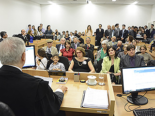 Participaram da despedida a família e um vasto círculo de amigos e admiradores do magistrado