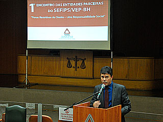 Juiz Marcelo Lucas Pereira realizou o I Encontro com entidades parceiras da VEP BH e representou Minas em fórum no RJ