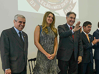 As homenagens ao presidente do TJMG (à esquerda) e ao Governador do Estado foram uma iniciativa da Câmara Municipal de Conceição do Mato Dentro