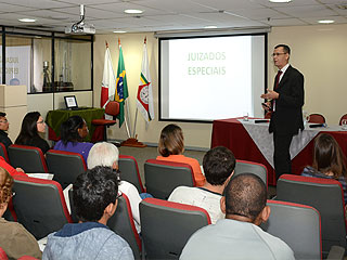 Capacitação focaliza técnicas para promover acordos