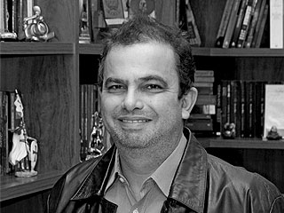 O juiz Renato Zupo aliou sua experiência como magistrado de varas criminais ao trabalho literário