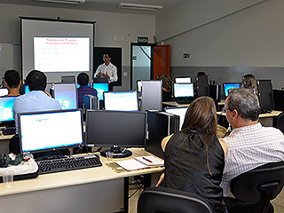 O treinamento, composto dos módulos teórico e prático, será ministrado por instrutores especializados