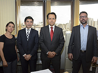 A coordenadora da Ceprec Marilene de Vasconcelos, os juízes João Teixeira de Matos Junior e Ramom Tácio e o assessor de Precatórios Tiago Nogueira Starling