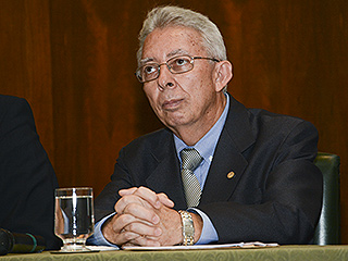 O desembargador Caetano Levi Lopes coordenou o Fórum de Debates e Enunciados Sobre o Novo CPC do Tribunal