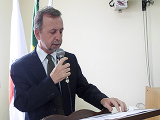O juiz Maurício Ferreira representou o 3º vice-presidente, desembargador Versiani Penna