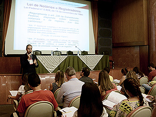 A primeira aula do curso foi ministrada no auditório do anexo II do TJMG, na rua Goiás, em BH