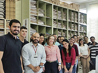 No início do mês, os servidores da comarca, com auxílio de estagiários e de funcionários da Seap, começaram a pré-cadastrar as informações no sistema