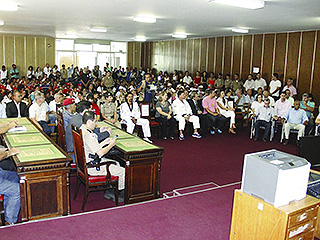 Audiência pública reune representantes de instituições no Salão do Tribunal do Júri