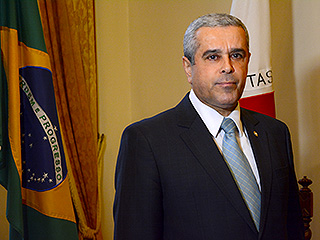 O presidente Herbert Carneiro divulga resultados dos primeiros seis meses de gestão