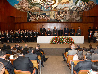 Compareceram à solenidade autoridades diversas, magistrados, servidores, familiares e amigos dos empossandos