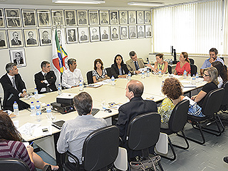Núcleo Socioambiental do TJMG reúne representantes de várias áreas