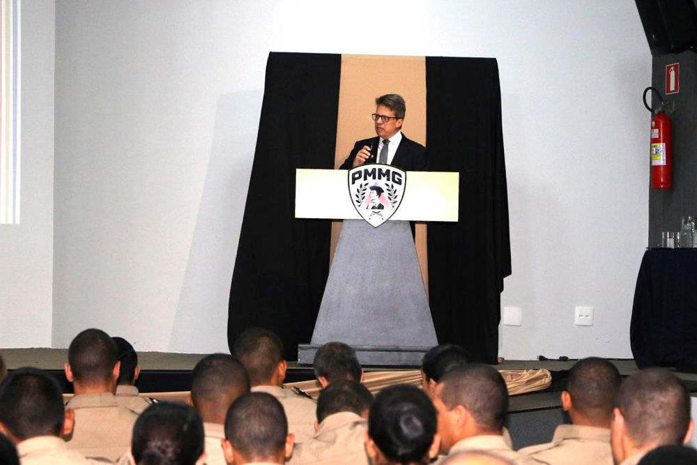 Not 3 Juizes de Uberaba participam de curso da Policia Militar.jpg