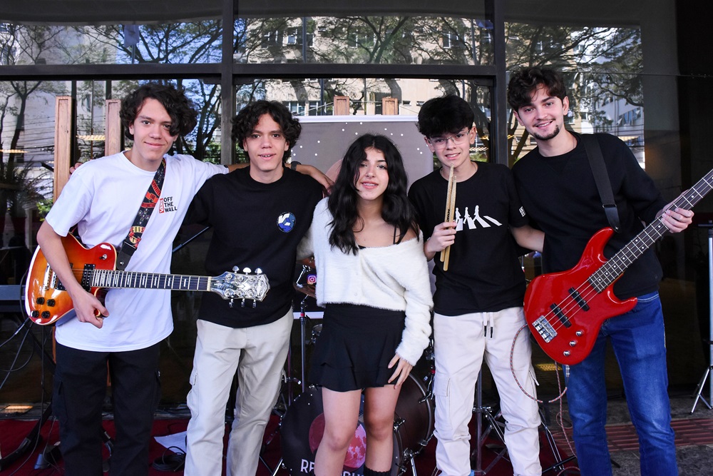 Not Intervalo Cultural Banda Red Night.jpg