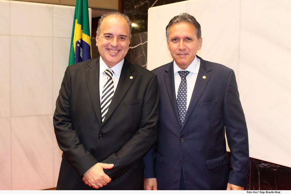 Na imagem o desembargador Jair Varão e o desembargador Afrânio Vilela