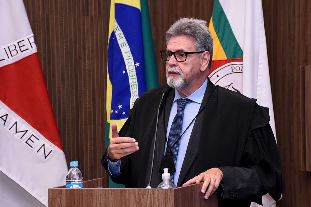 Not---Cerimonia-de-despedida-do-Desembargador-Moacyr-Lobato._5.jpg