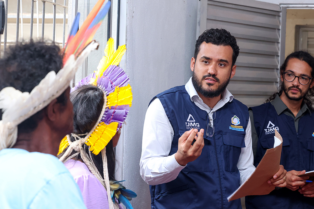 Not-Matheus-M-Escuta-Ativa-Itinerante-junto-as-comunidades-indigenas3.jpg