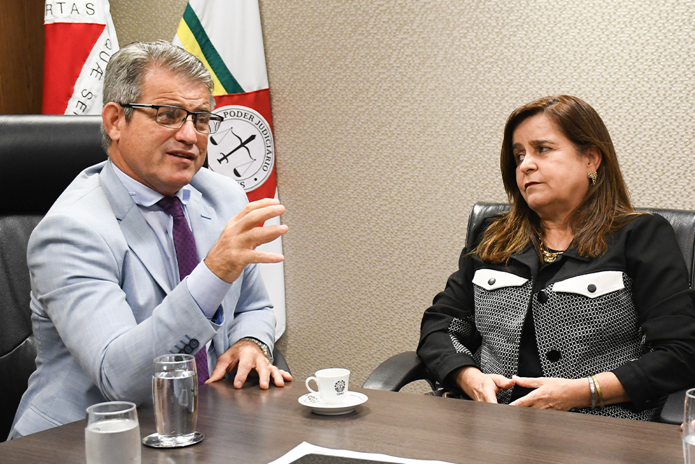 Not-4---Reuniao-Conflitos-Fundiarios-TRF6-e-TJMG.jpg