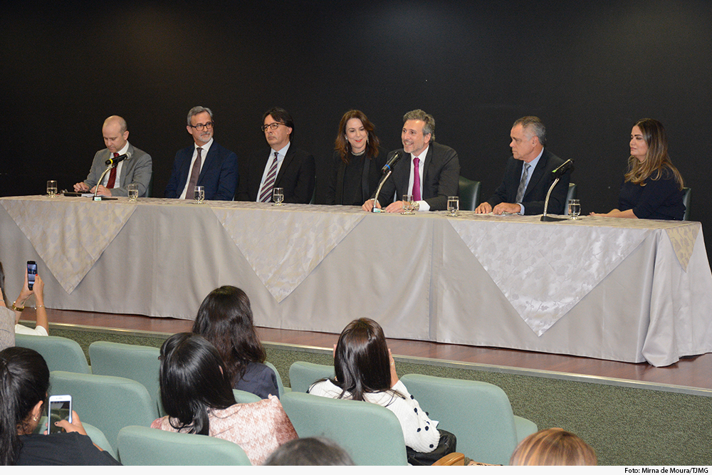 noticia3-abertura-seminario-responsabilidade-civil-22.0819.jpg