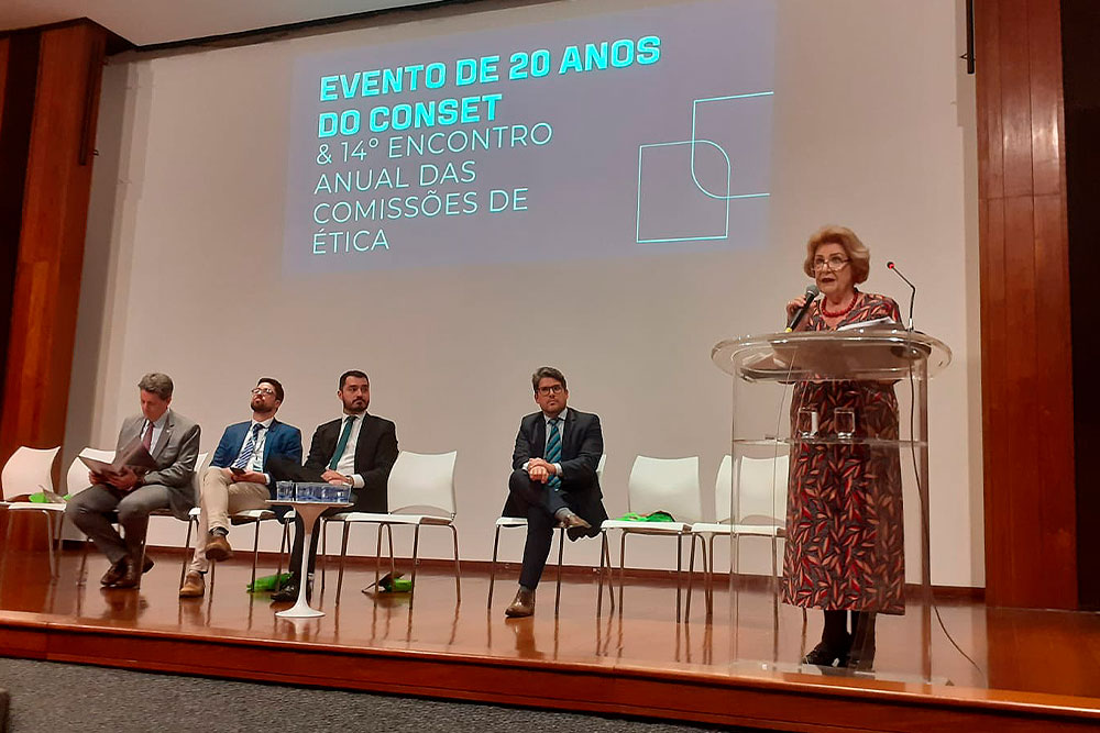 Not---Codigo-de-etica4.jpg