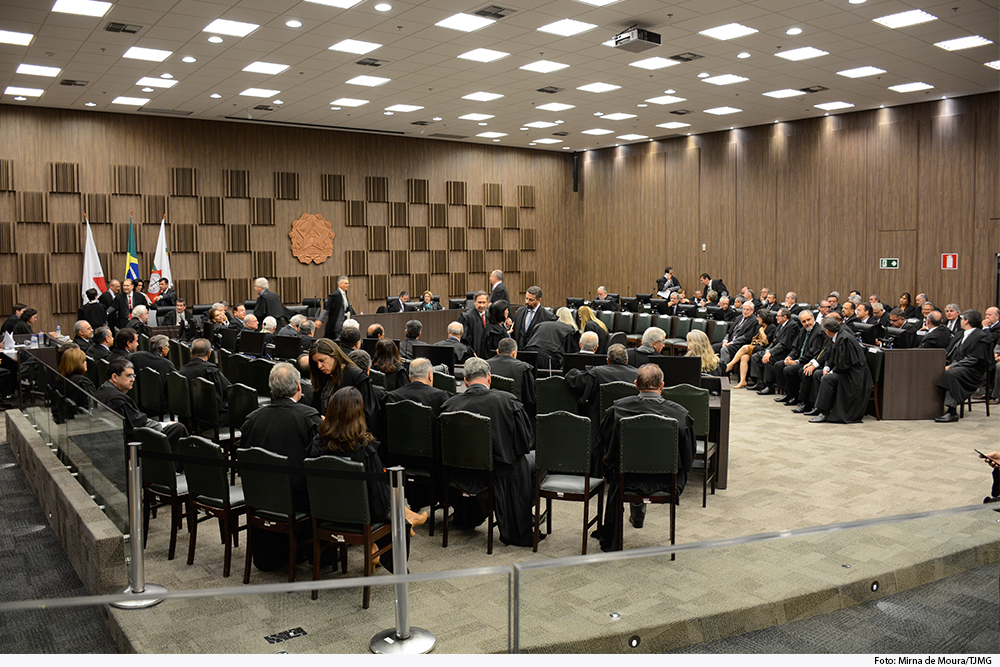 not_cia02--elei__o-juiz-tre-claudia-coimbra-08.04.jpg