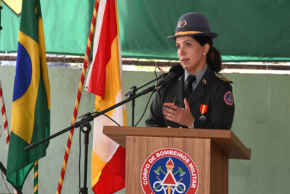 Not---Bombeiros---Comandante-dos-Bombeiros.jpg