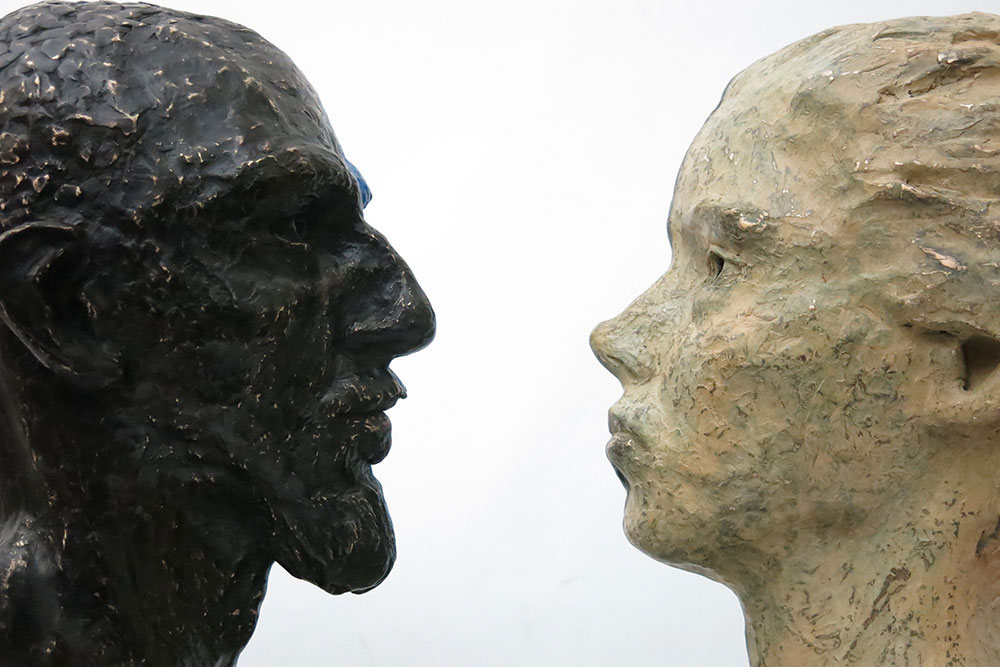 escultura-Detalle_de_-No_a_la_violencia_de_g_nero.jpg