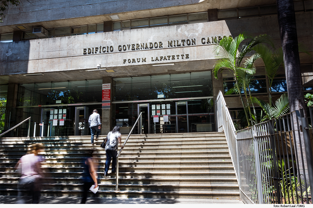 noticia-01--funcionamento-forum-26-11-18.jpg