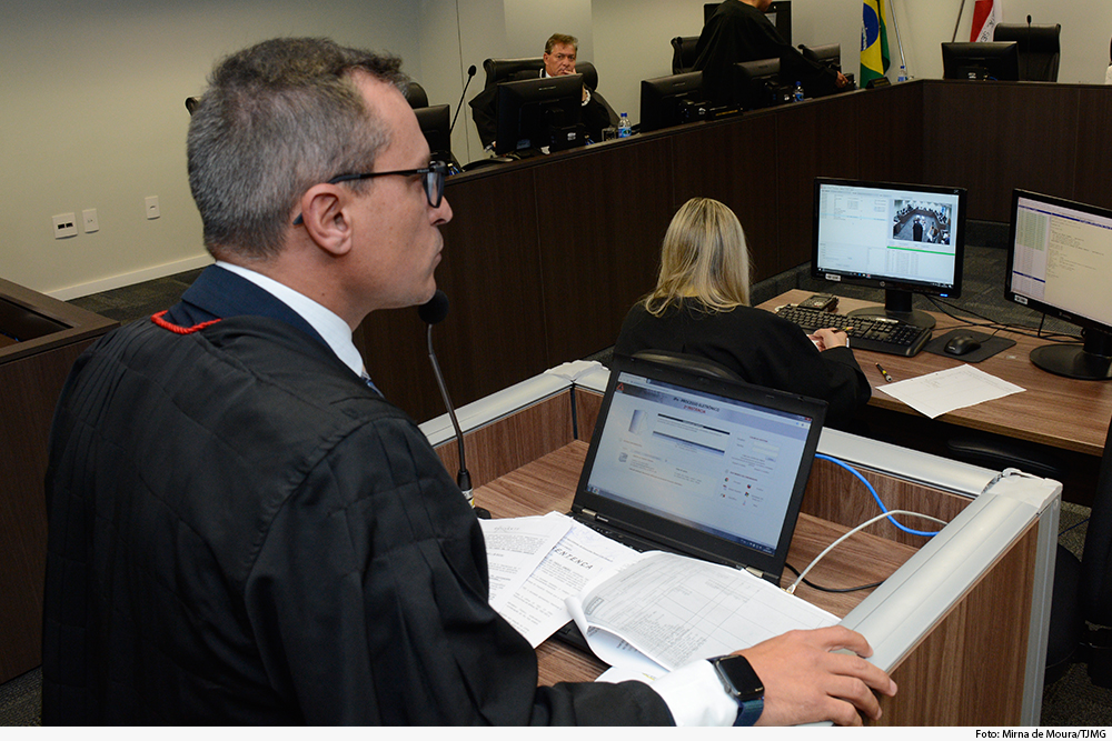 noticia-notebook-sustentacao-oral-22.08.19.jpg