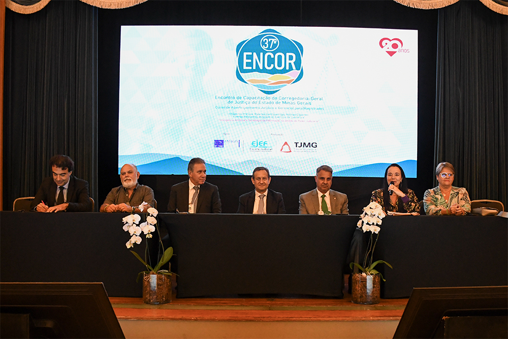 Not-37-Encor-mesa.jpg