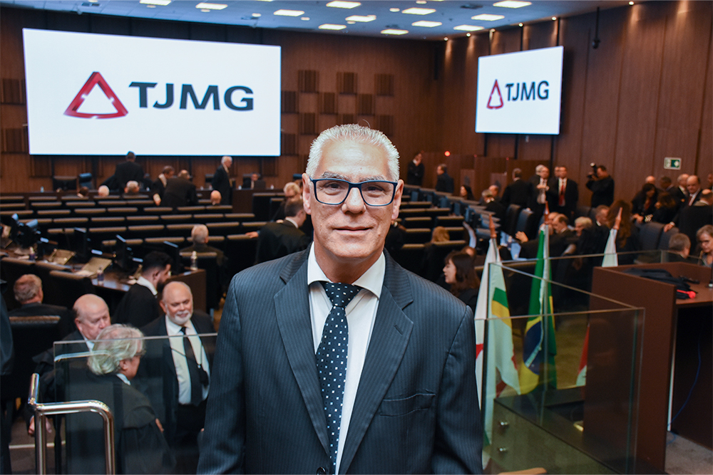 Not----Antonio-Leite-de-Padua-Sessao-do-pleno-p-escolha-de-novos-ocupantes-doTRE-MG._1.jpg