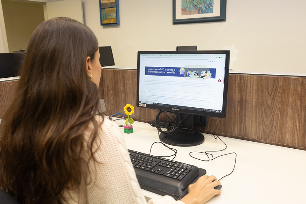 Not 1 Assedio Moral e Discriminacao.jpg