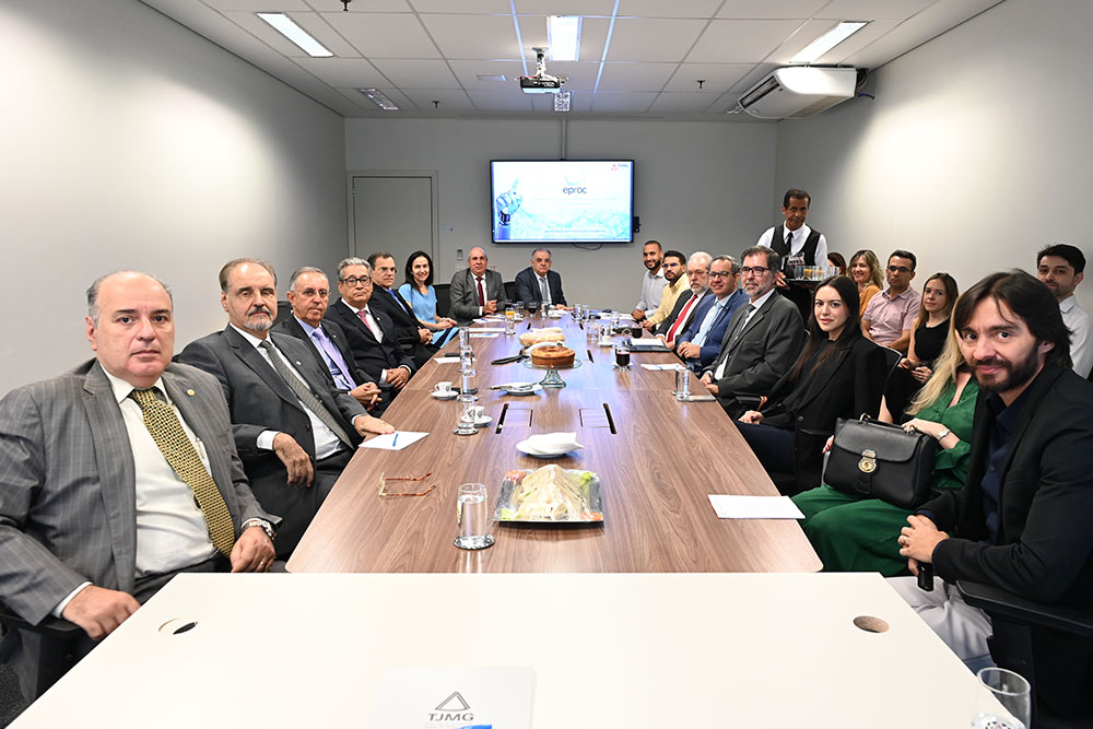 Not-2---Apresentacao-Eproc-aos-Desembargadores---primeiro-encontro.jpg
