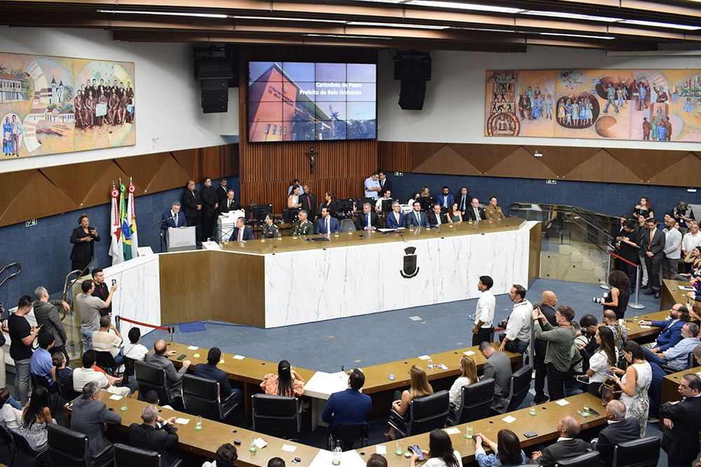 Not-1---Posse-do-Prefeito-Alvaro-Damiao.jpg