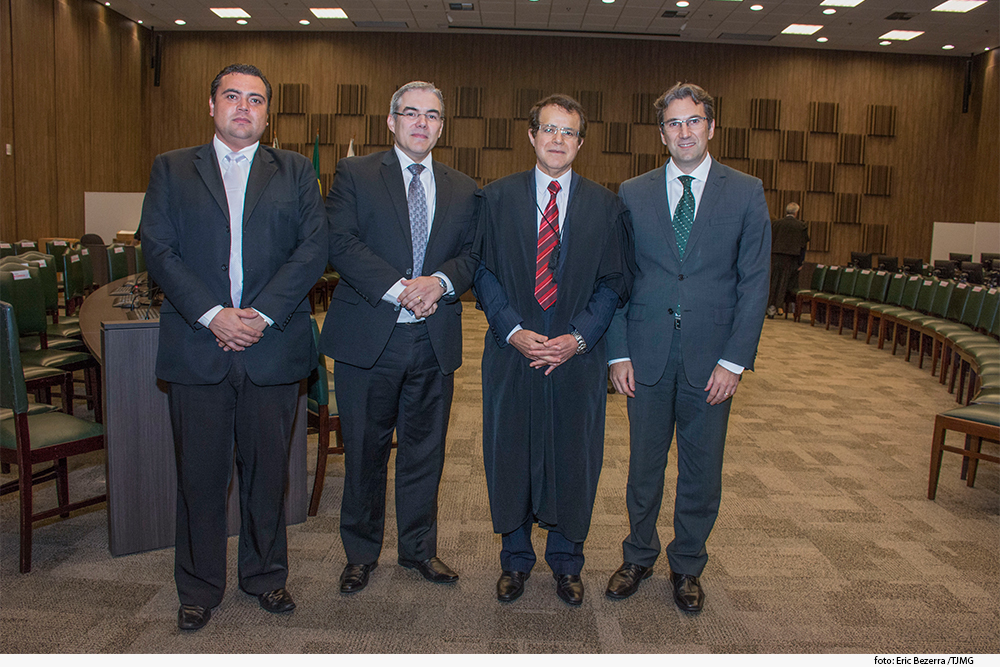 noticia02---votacao-para-TRE-19-11-18.jpg