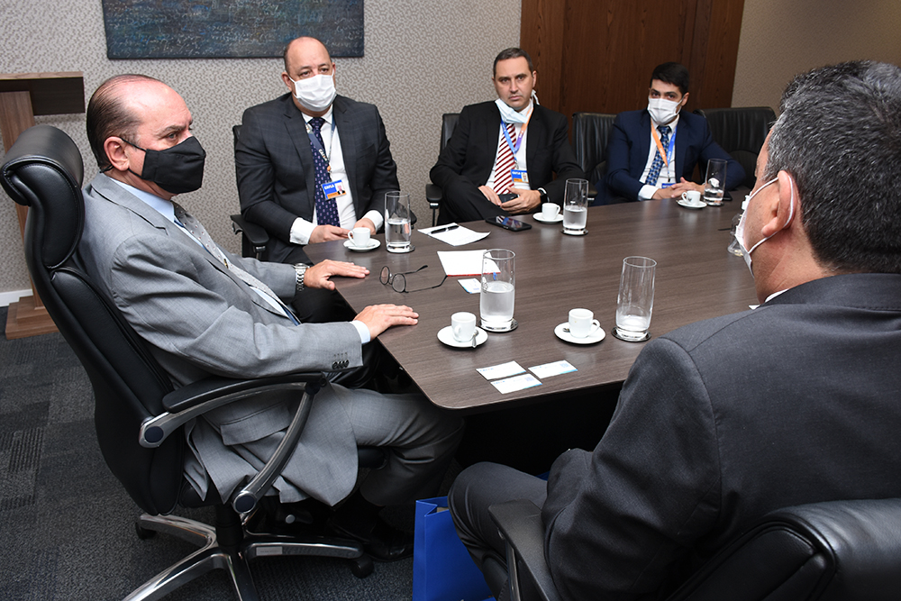 Reunião de superintendente e diretoria da Caixa