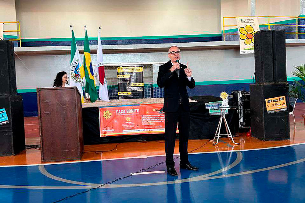 Not-Palestra-Escuta-Especializada-em-Minas-Novas.jpg