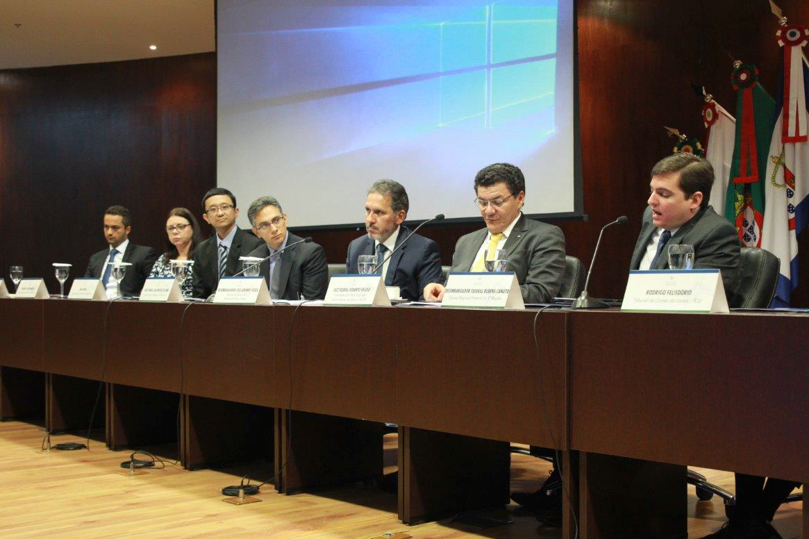 Noticia-Foto-Des.-afranio-Vilella.jpg
