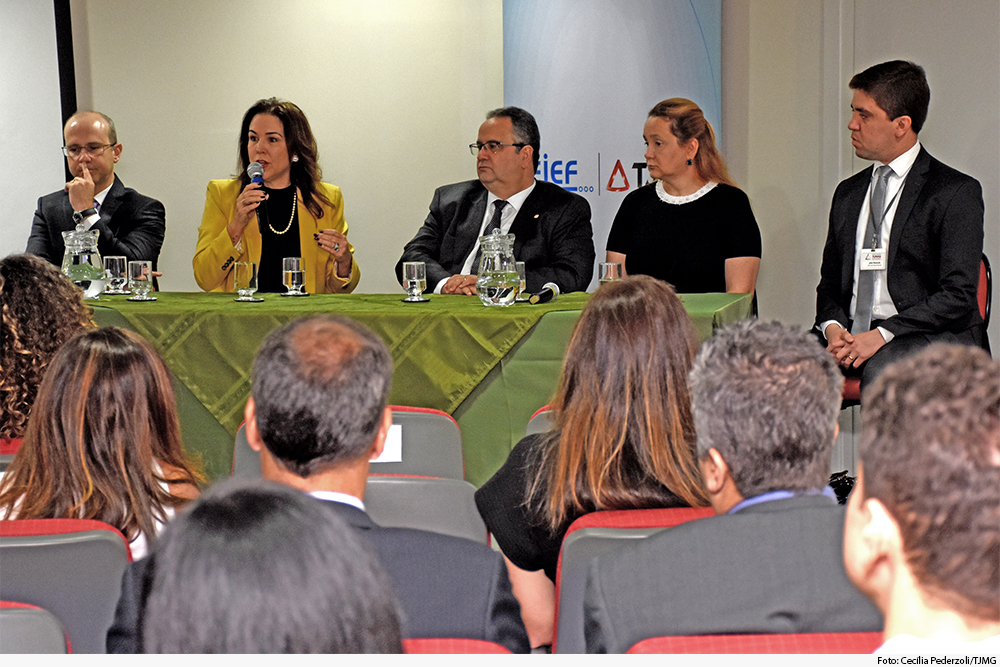 noticia-abertura-curso-contratos-EJEF2.jpg