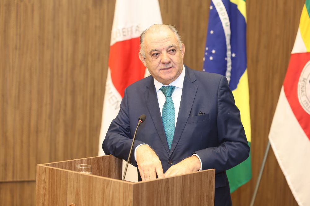 not desembargador marcos lincoln encontro linguagem simples.jpg