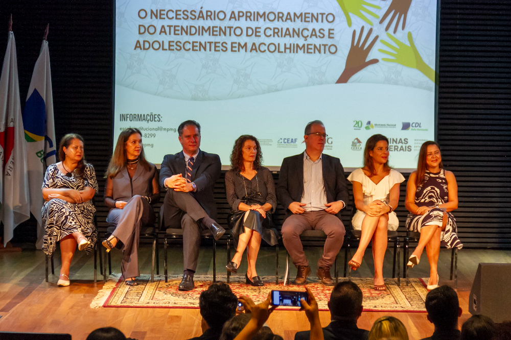 not---seminario-MPMG-acolhimento-criancas1.jpg