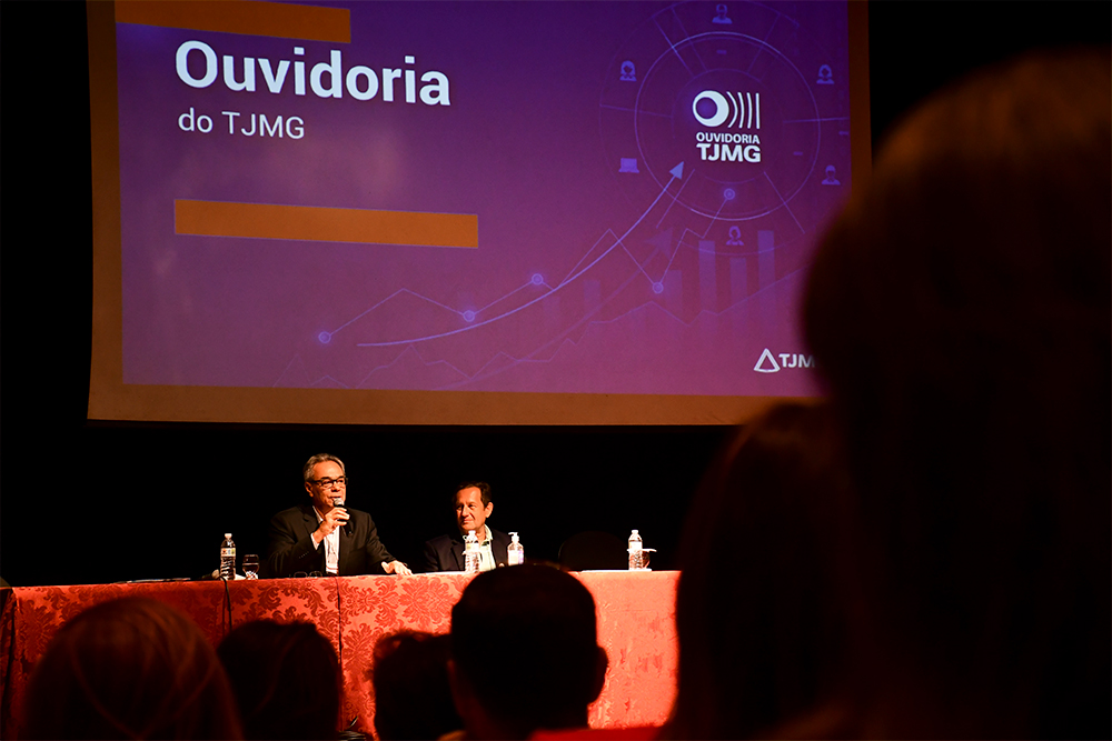 Not-35-Encor-Dia2--Ouvidoria.jpg