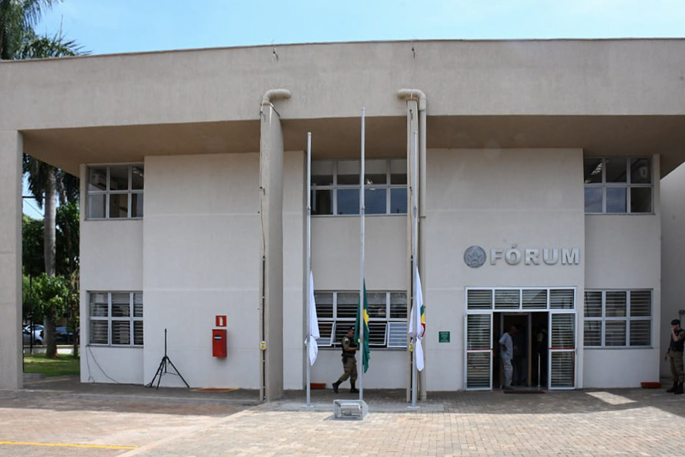Not-1 - Inaug. Forum Conceicao-das-Alagoas.jpg