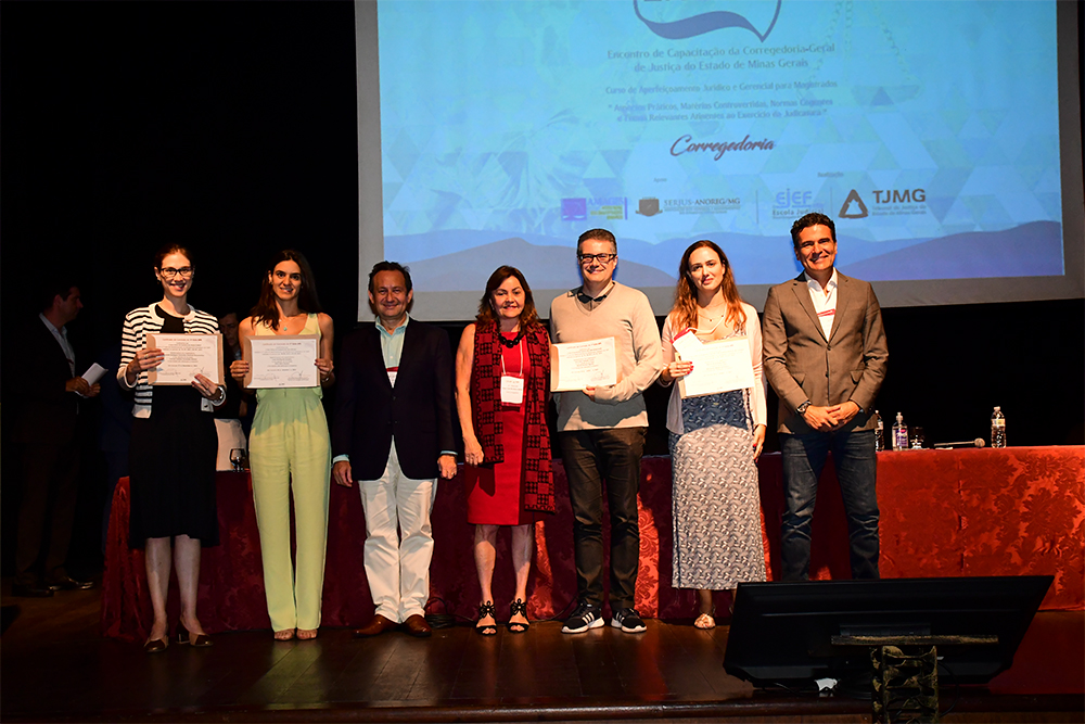 Not-35-Encor-Dia2-Certificados.jpg