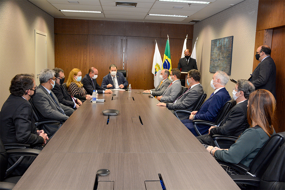not---Assinatura-do-Termo-de-cooperacao-com-a-Faculdade-de-Ciencias-Medicas.jpg