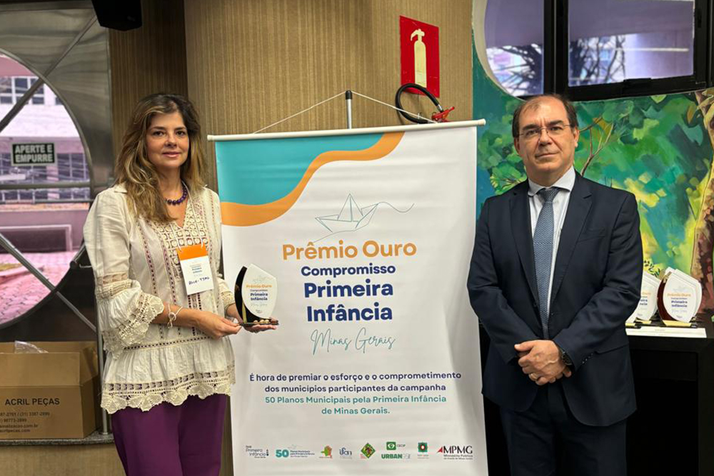 Not-2---Premio-Ouro-Compromisso-Primeira-Infancia.jpg