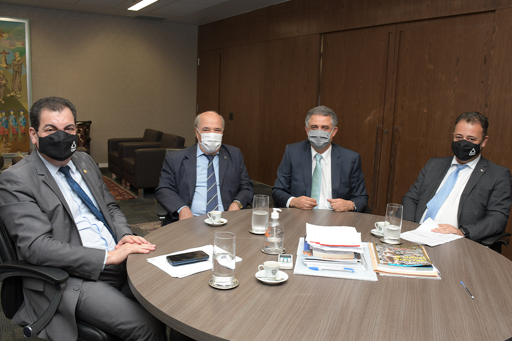 not---Reuniao-com-Des.-Armando-Freire-e-Marcio-Idalmo.jpg