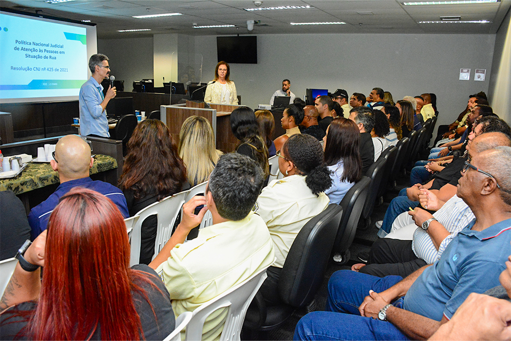 Not----Comite-Populacao-de--Rua-Jus.jpg