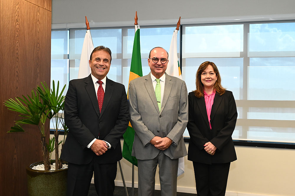 Not-1---Visita-Gabriel-Viegas-Pres.-BDMG.jpg