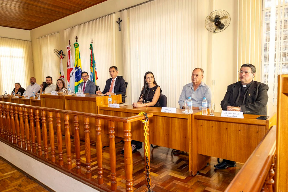 Not-Casamento-comunitario-na-Comarca-de-Mar-de-Espanha-1.jpg